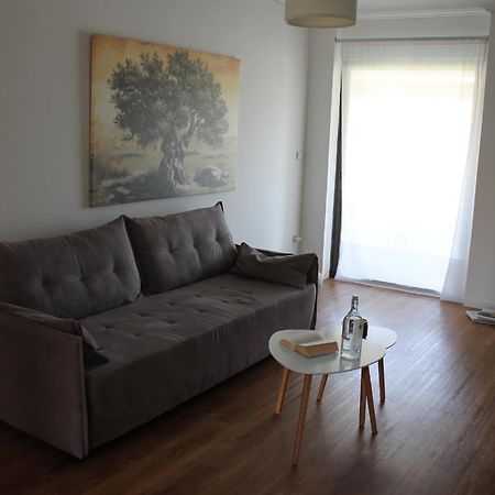 Blue Side Apartment In Porto Rafti Exterior photo